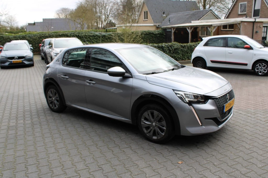 Hoofdafbeelding Peugeot e-208