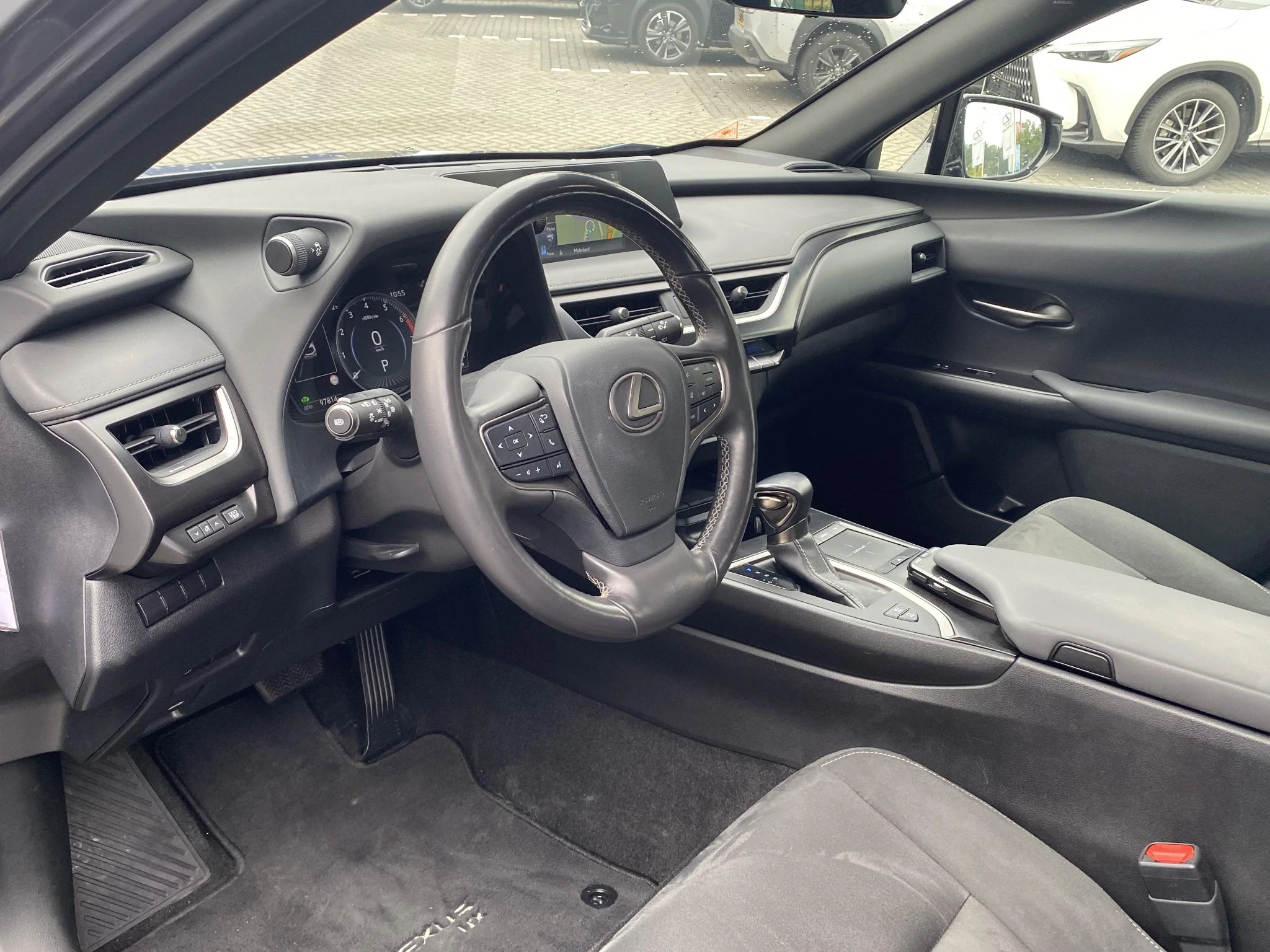 Hoofdafbeelding Lexus UX