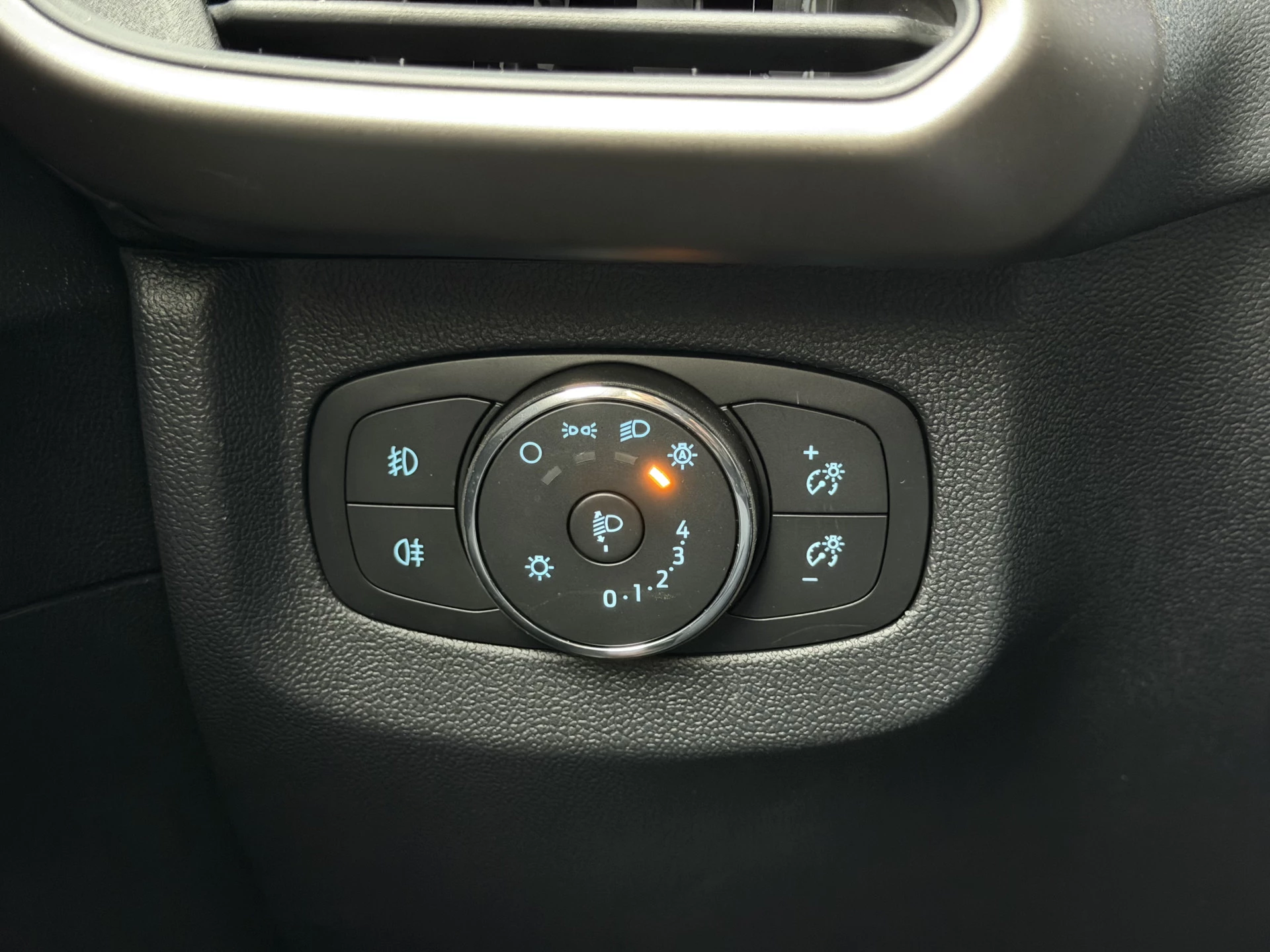 Hoofdafbeelding Ford Transit Courier