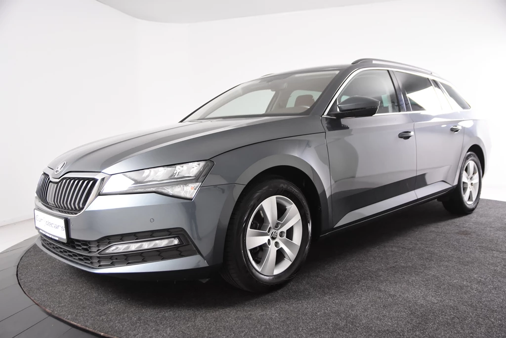 Hoofdafbeelding Škoda Superb