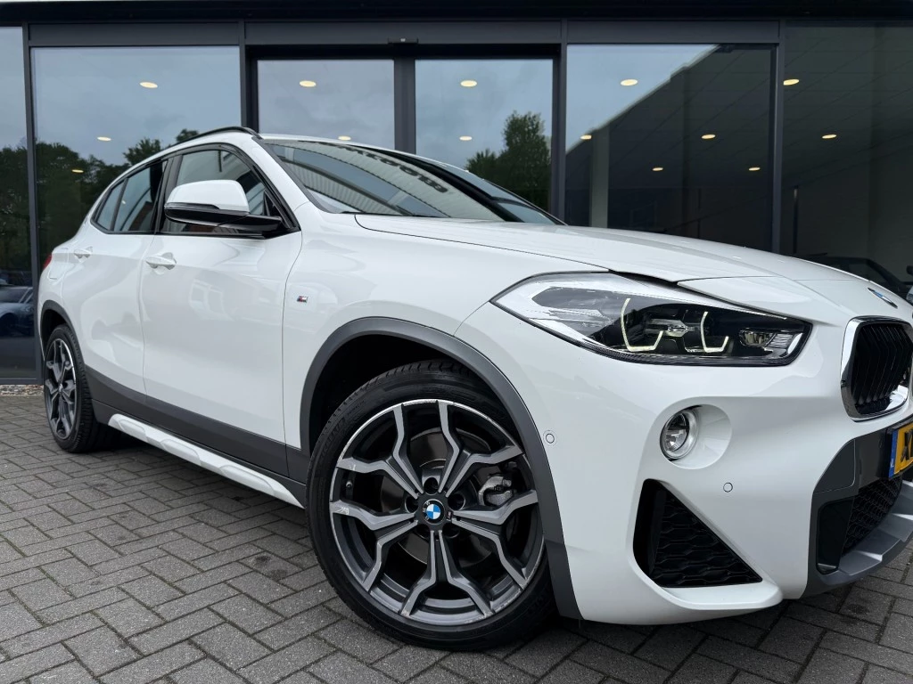 Hoofdafbeelding BMW X2
