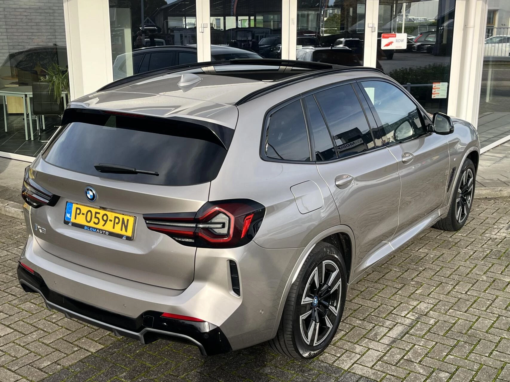 Hoofdafbeelding BMW iX3