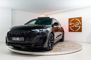 Hoofdafbeelding Audi Q8 Audi Q8 60 TFSI E Quattro S-Edition Competition 490PK FACELIFT | NIEUW REG. 2025 | 5 Jaar Garantie | BOMVOL!