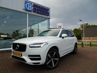 Hoofdafbeelding Volvo XC90 Volvo XC90 2.0 T8 AWD 7P Momentum Panorama/Trekhaak/Leder