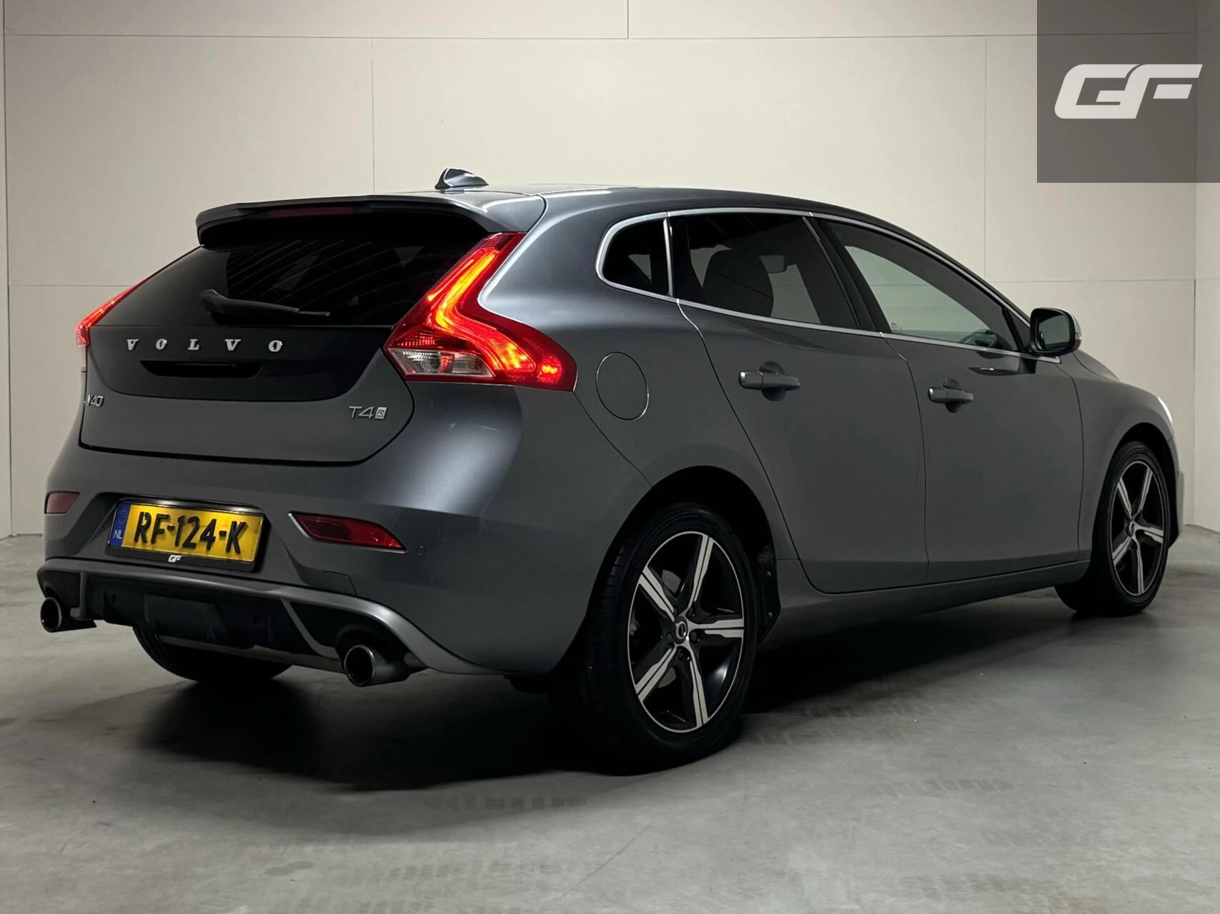 Hoofdafbeelding Volvo V40