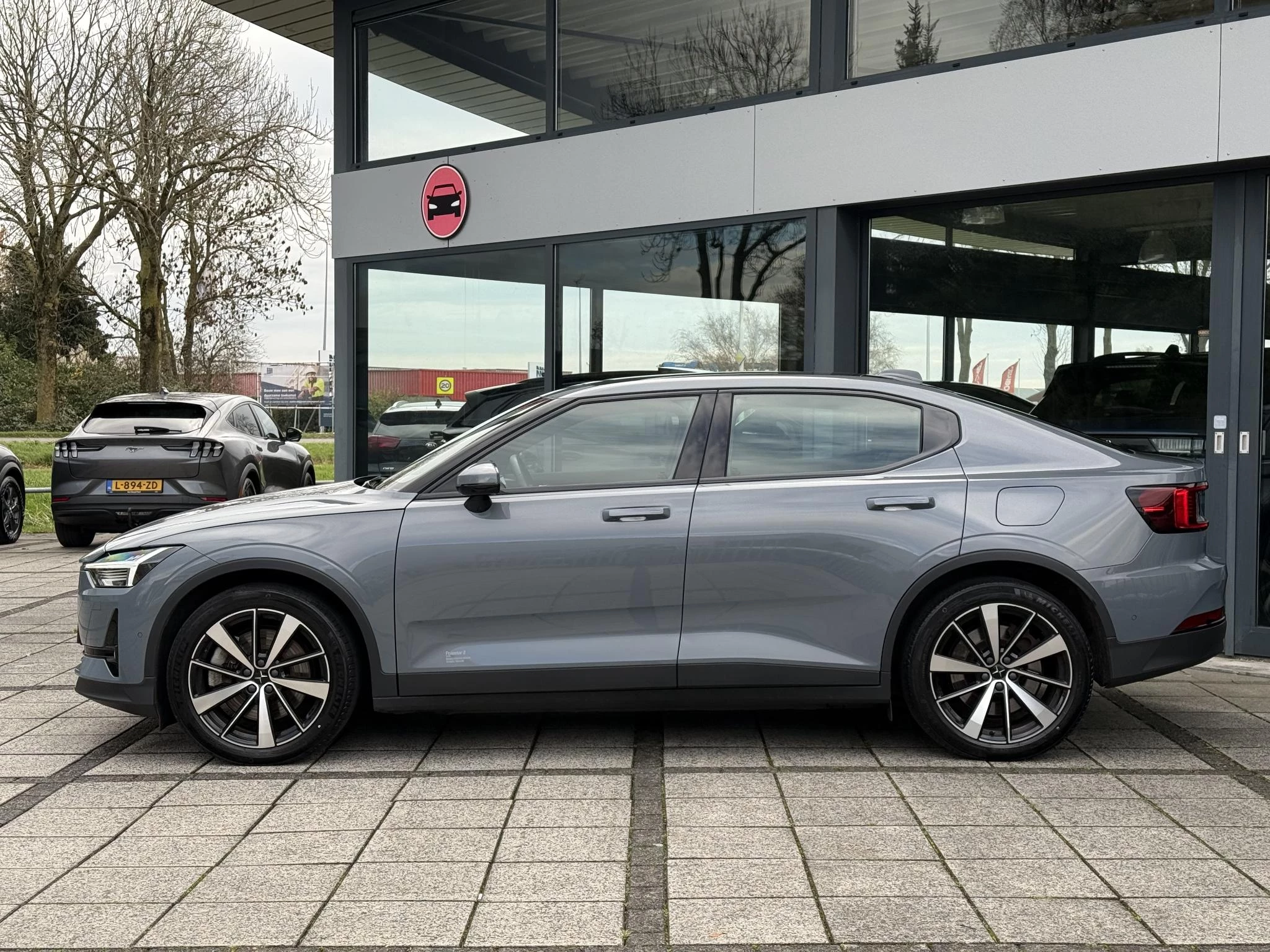 Hoofdafbeelding Polestar 2