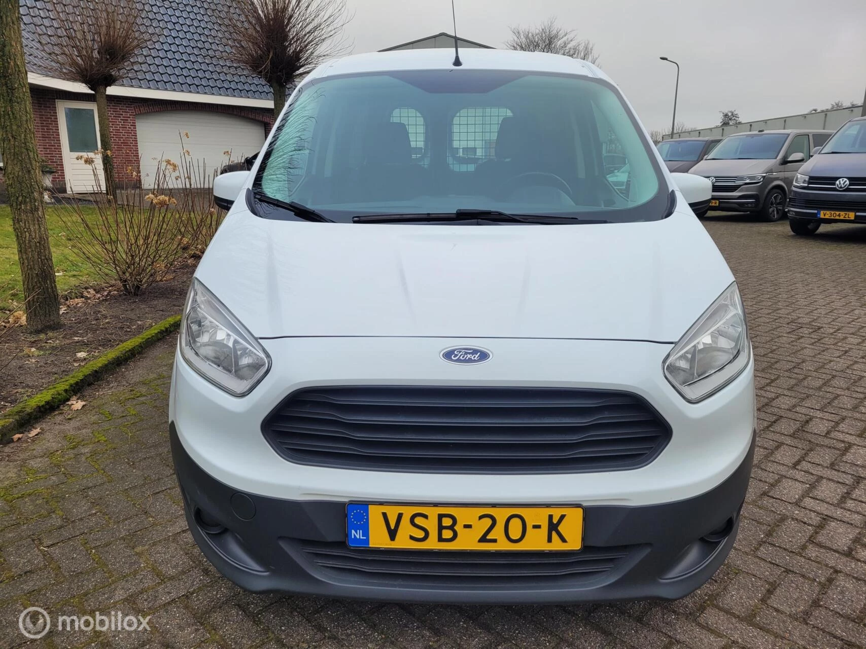Hoofdafbeelding Ford Transit Courier