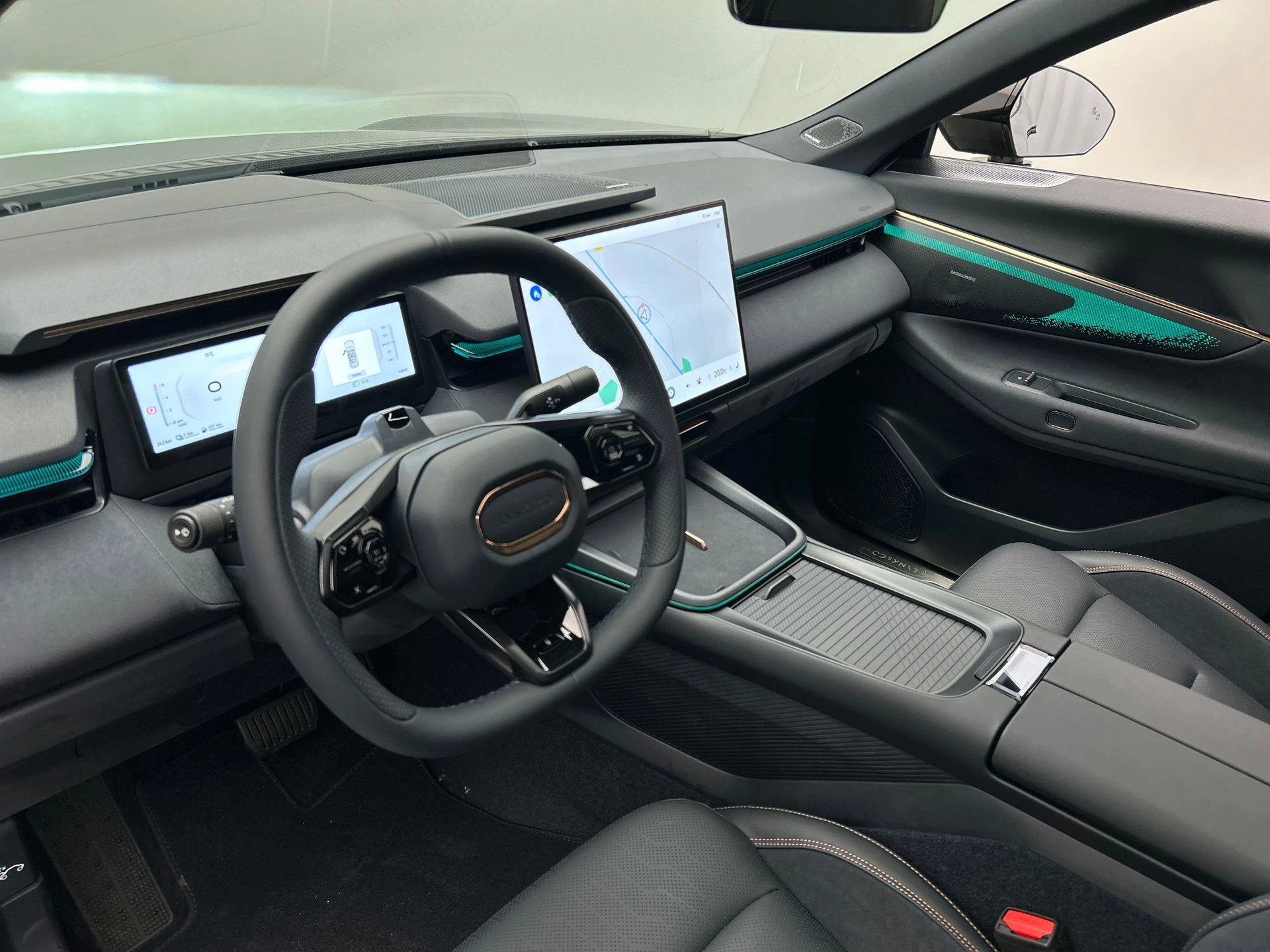 Hoofdafbeelding Lynk & Co 08