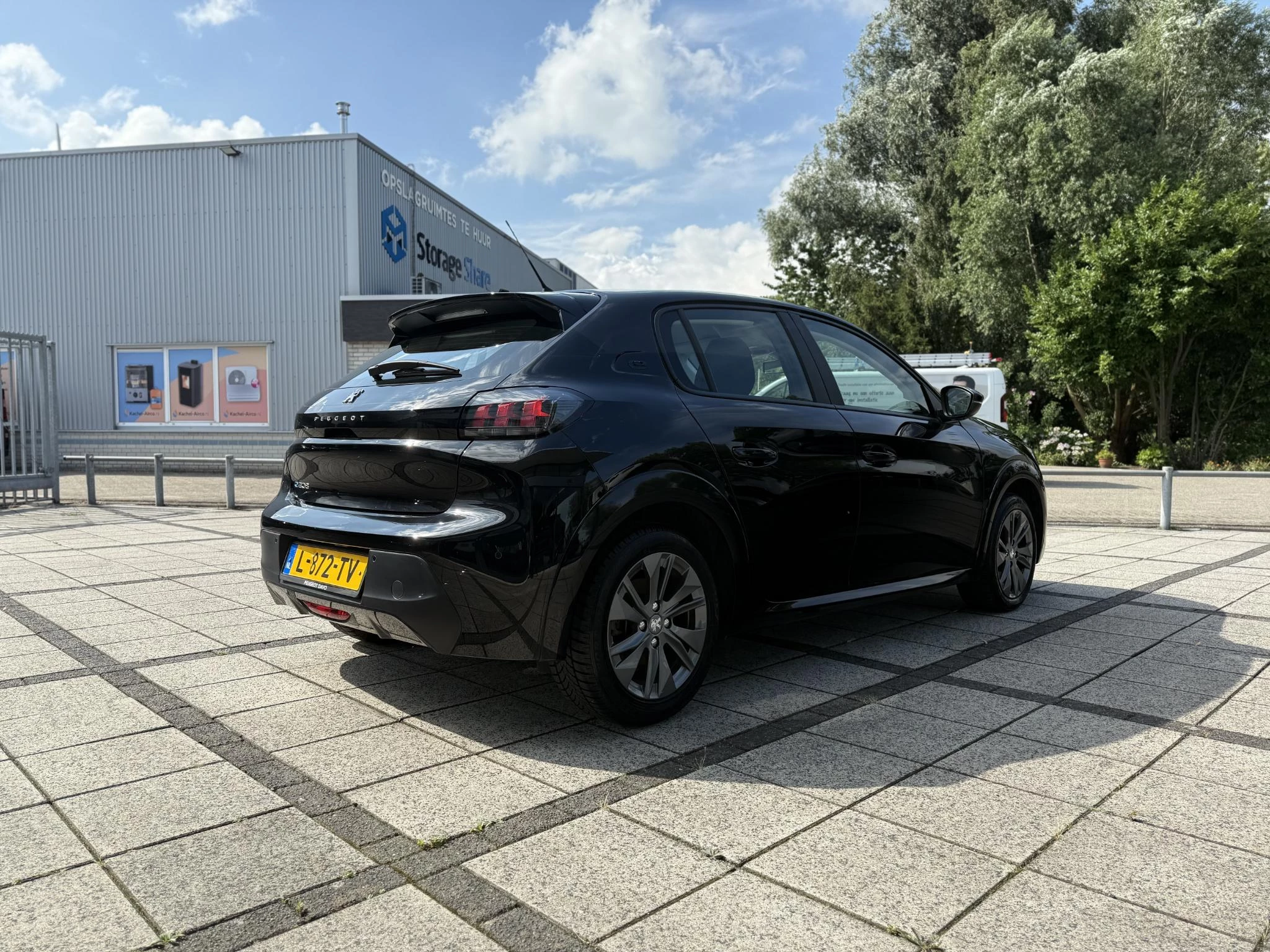 Hoofdafbeelding Peugeot e-208