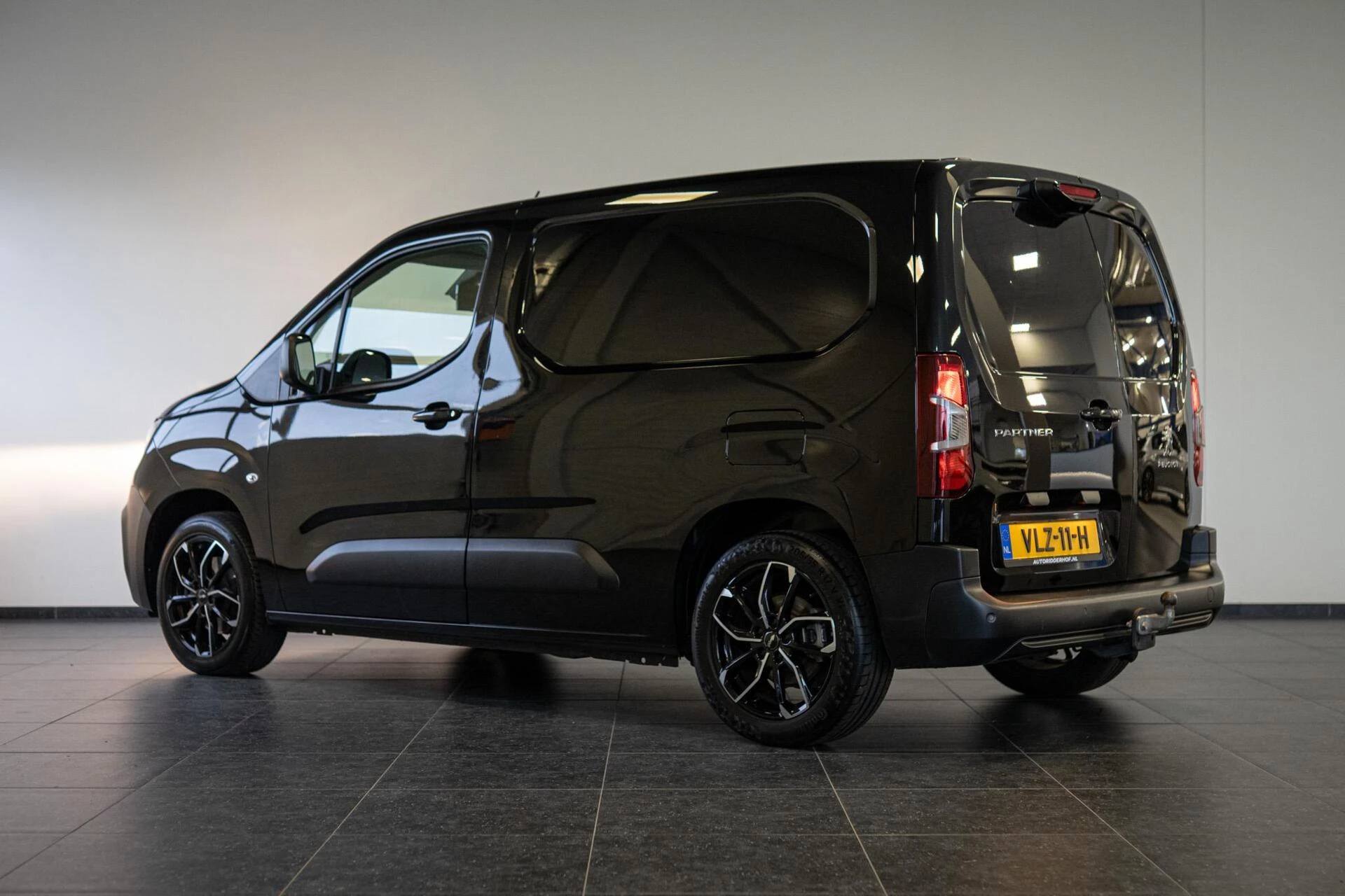 Hoofdafbeelding Peugeot Partner