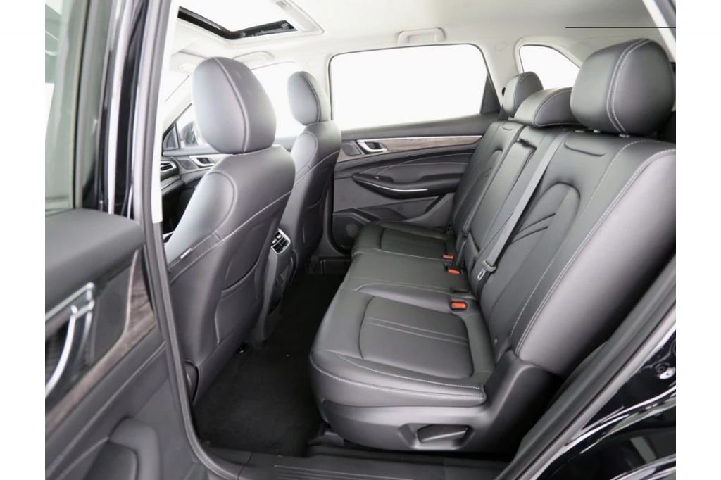 Hoofdafbeelding DFSK E5 PHEV