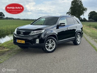 Hoofdafbeelding Kia Sorento Kia Sorento 2.2 CRDi Plus Pack grijs kenteken! Nette auto!