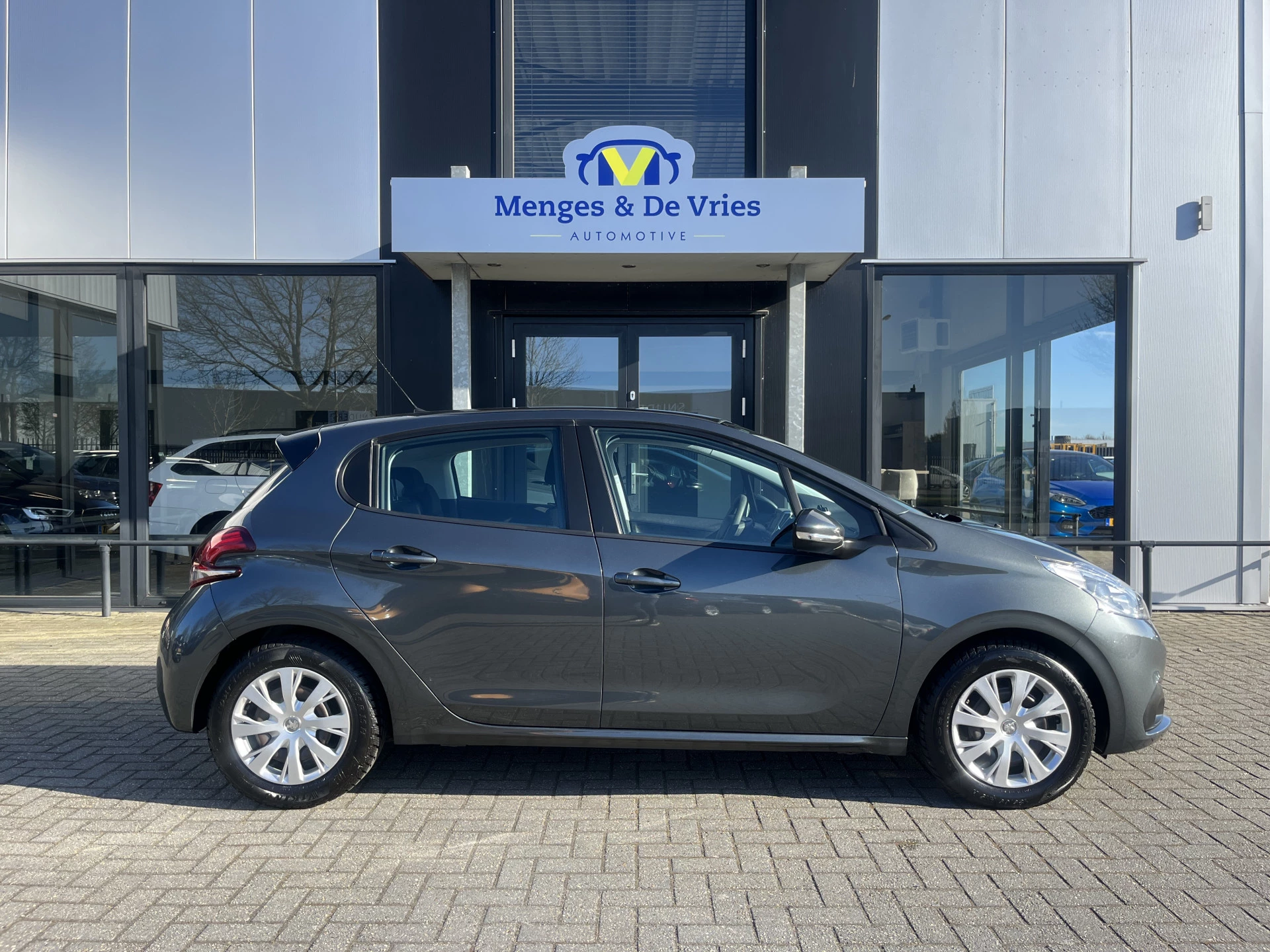 Hoofdafbeelding Peugeot 208