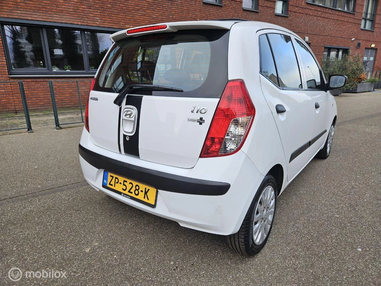 Hoofdafbeelding Hyundai i10