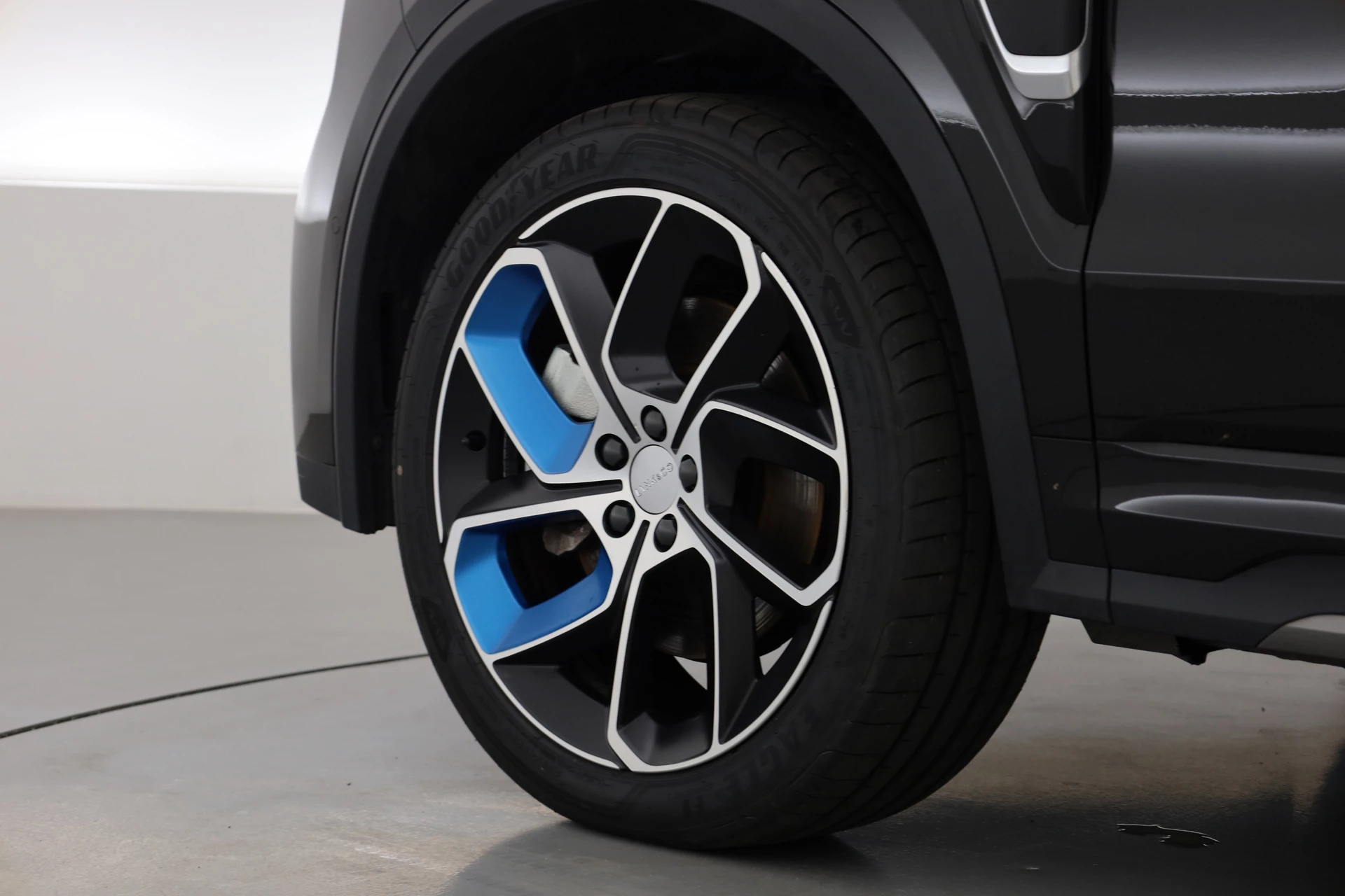 Hoofdafbeelding Lynk & Co 01