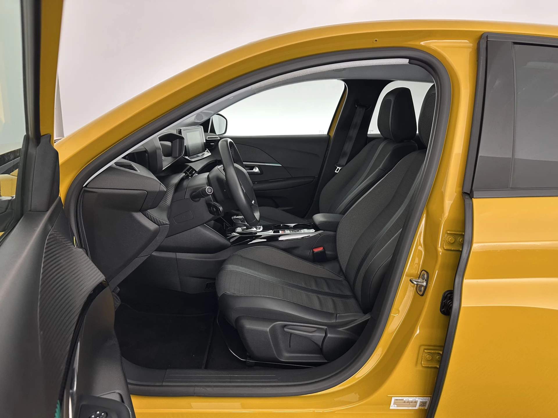 Hoofdafbeelding Peugeot e-208