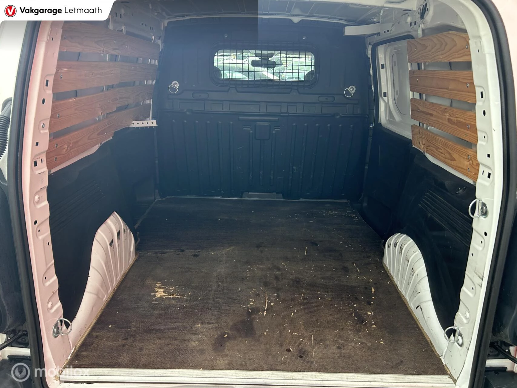 Hoofdafbeelding Peugeot Partner