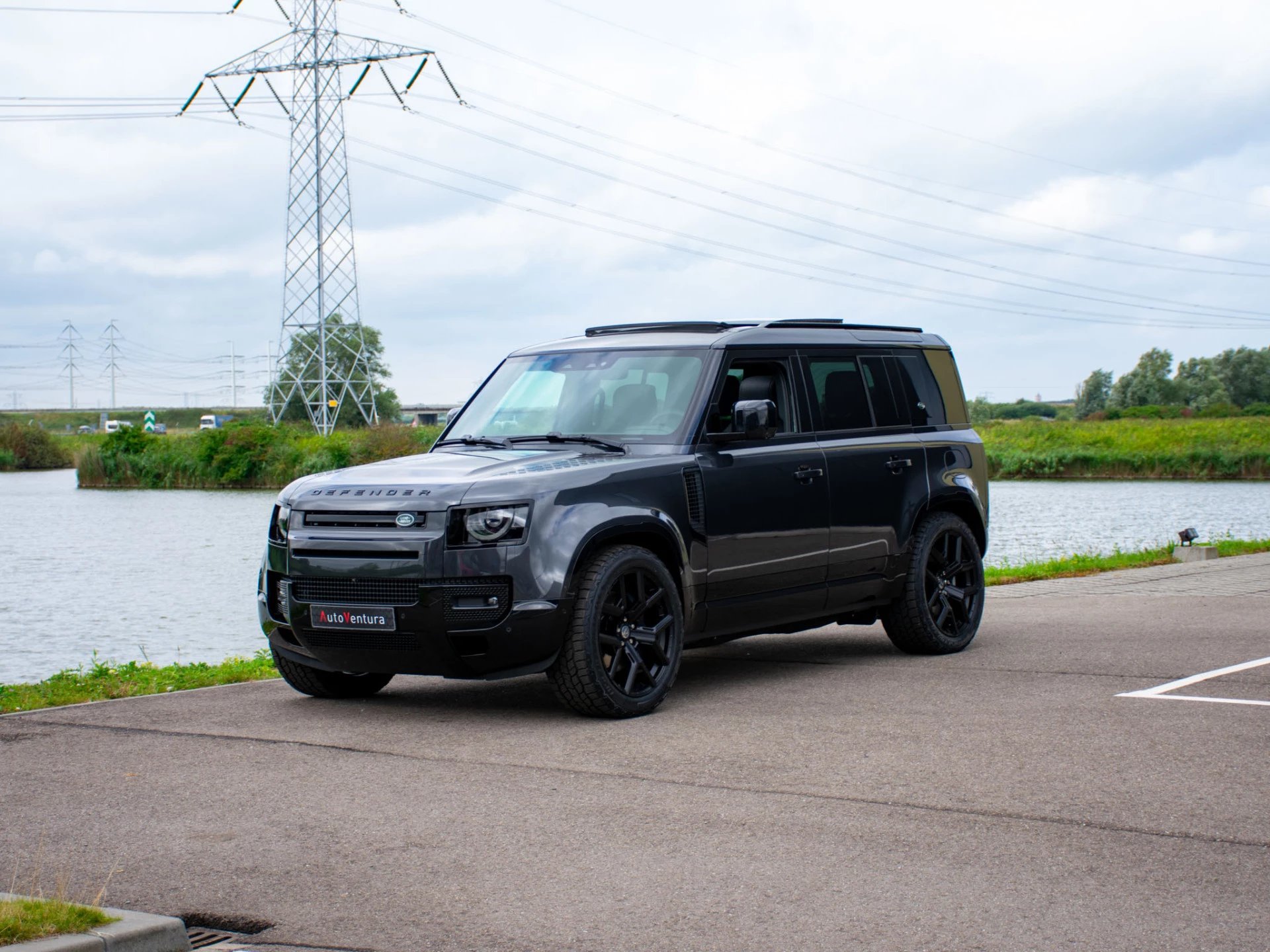 Hoofdafbeelding Land Rover Defender