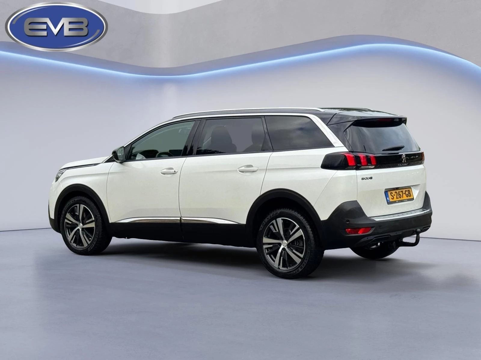Hoofdafbeelding Peugeot 5008