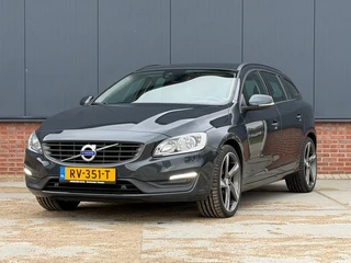 Hoofdafbeelding Volvo V60 Volvo V60 2.0 D3 150pk Navigatie / Trekhaak