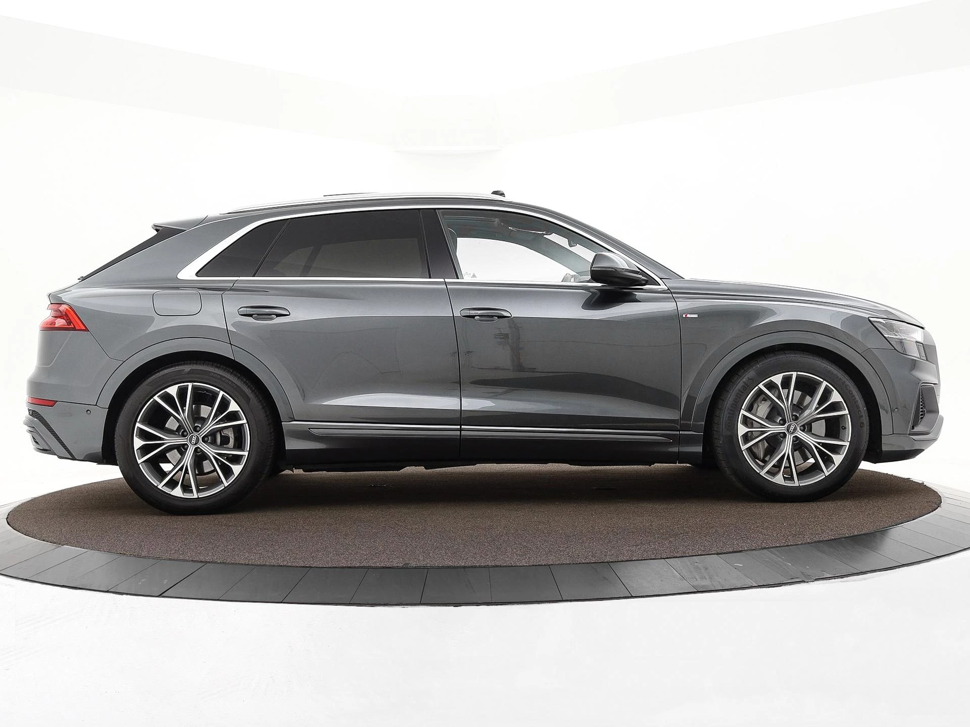 Hoofdafbeelding Audi Q8