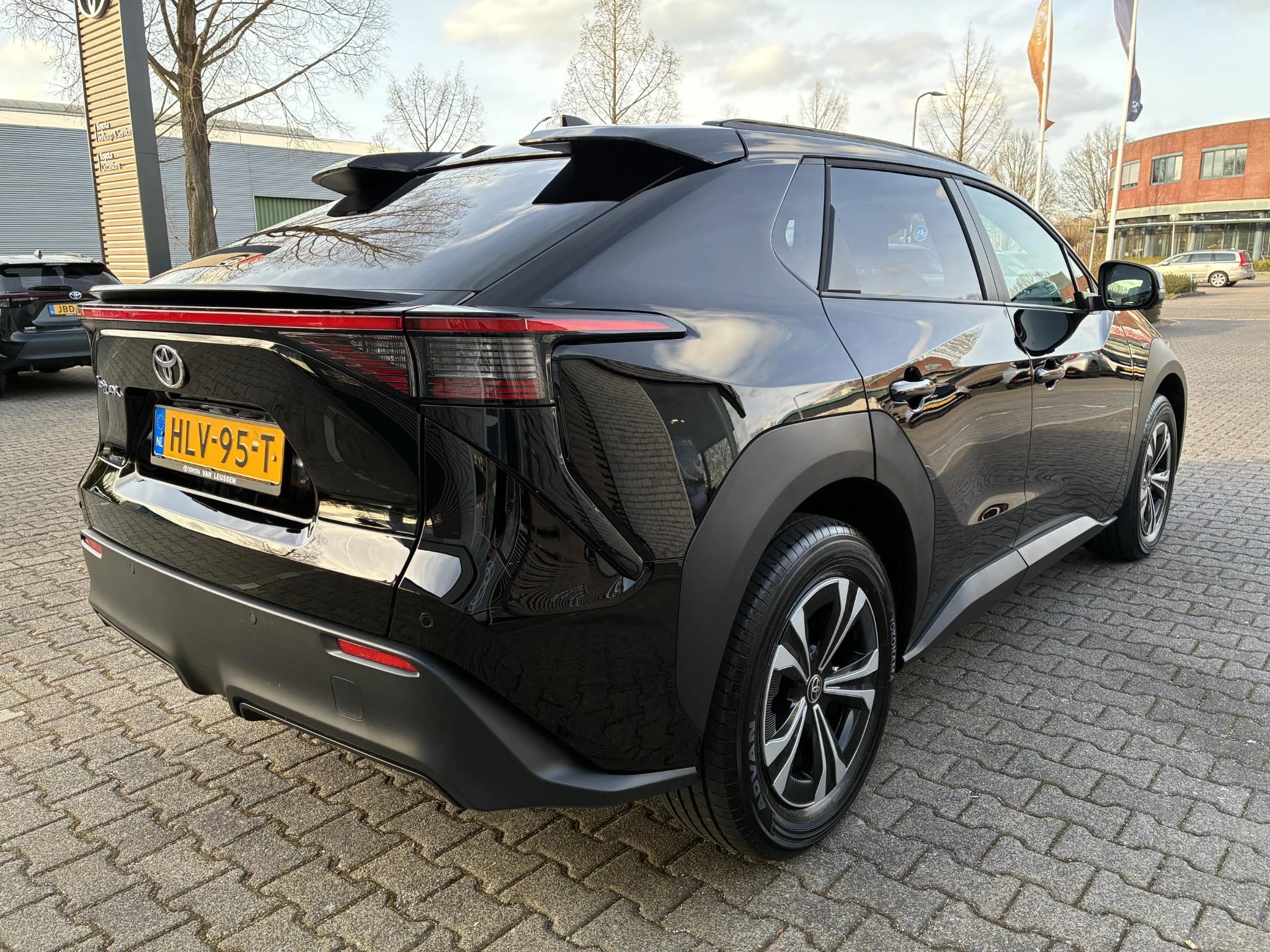 Hoofdafbeelding Toyota bZ4X