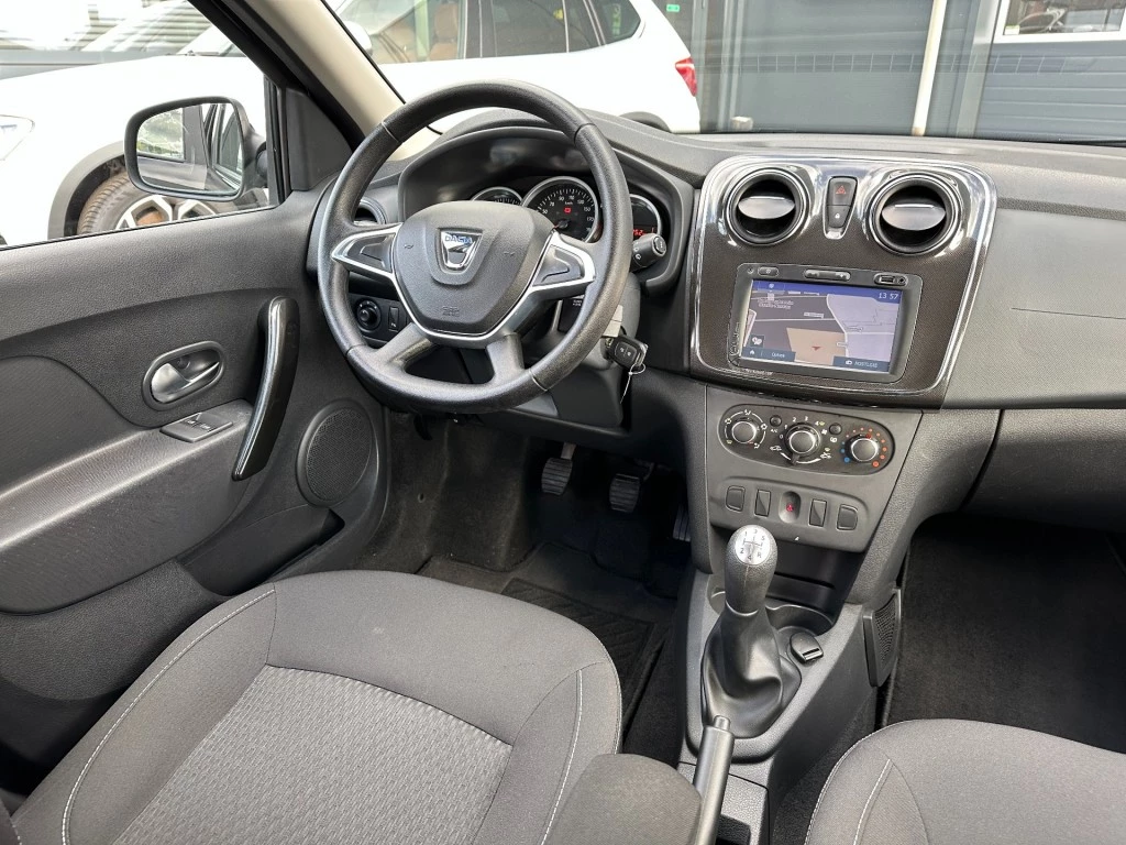 Hoofdafbeelding Dacia Logan