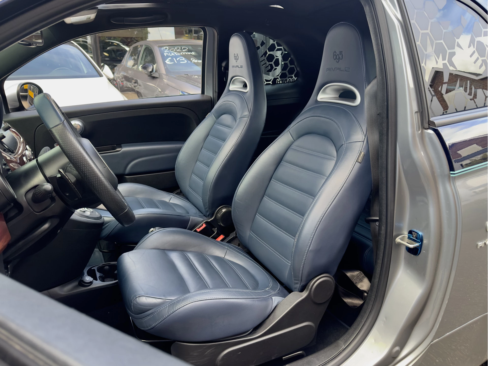 Hoofdafbeelding Abarth 695