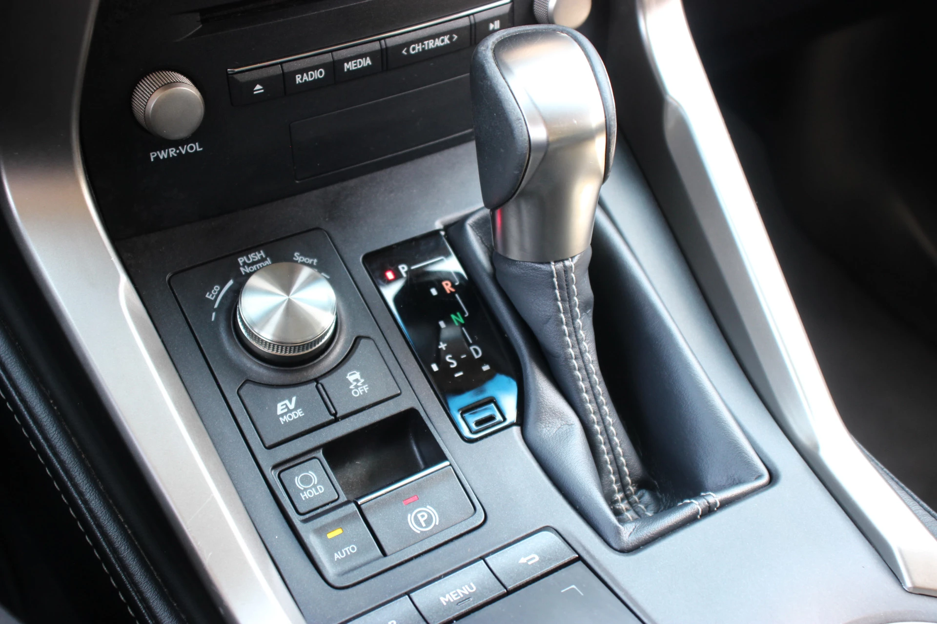 Hoofdafbeelding Lexus NX