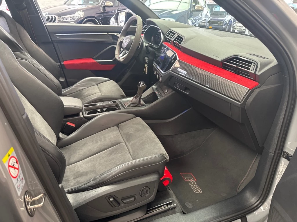 Hoofdafbeelding Audi RSQ3