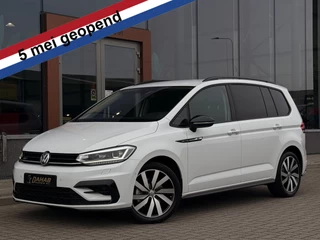 Volkswagen Touran 1.5 TSI Highline Business R 7p | ACC | Achteruitrijcamera | Stoelverwarming V+A | Elek. Trekhaak | Apple Carplay |
