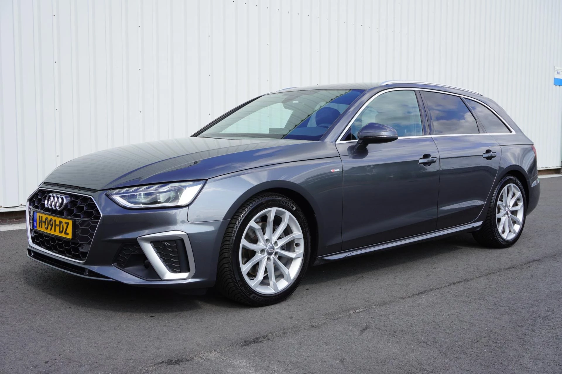 Hoofdafbeelding Audi A4