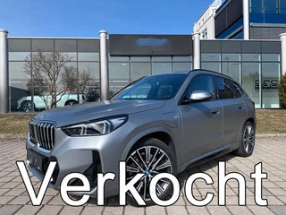 Hoofdafbeelding BMW X1 BMW X1 xDrive30e M-SPORT ** FROZEN GREY / MOKKA LEDER, FULL OPTIONS, PANO, TREKH, 20-inch LMV, INNOVATION ** Ex BMW-AG ** ** INFORMEER OOK NAAR ONZE AANTREKKELIJKE FINANCIAL-LEASE TARIEVEN **