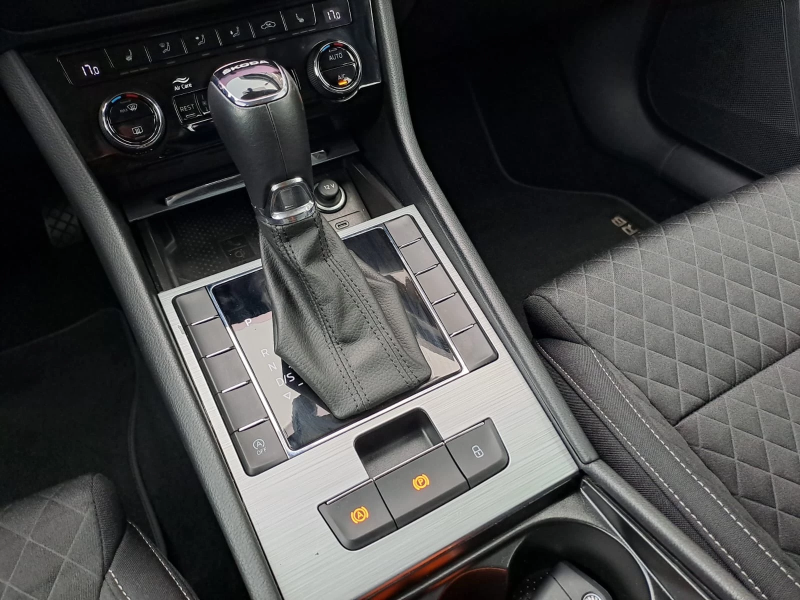 Hoofdafbeelding Škoda Superb
