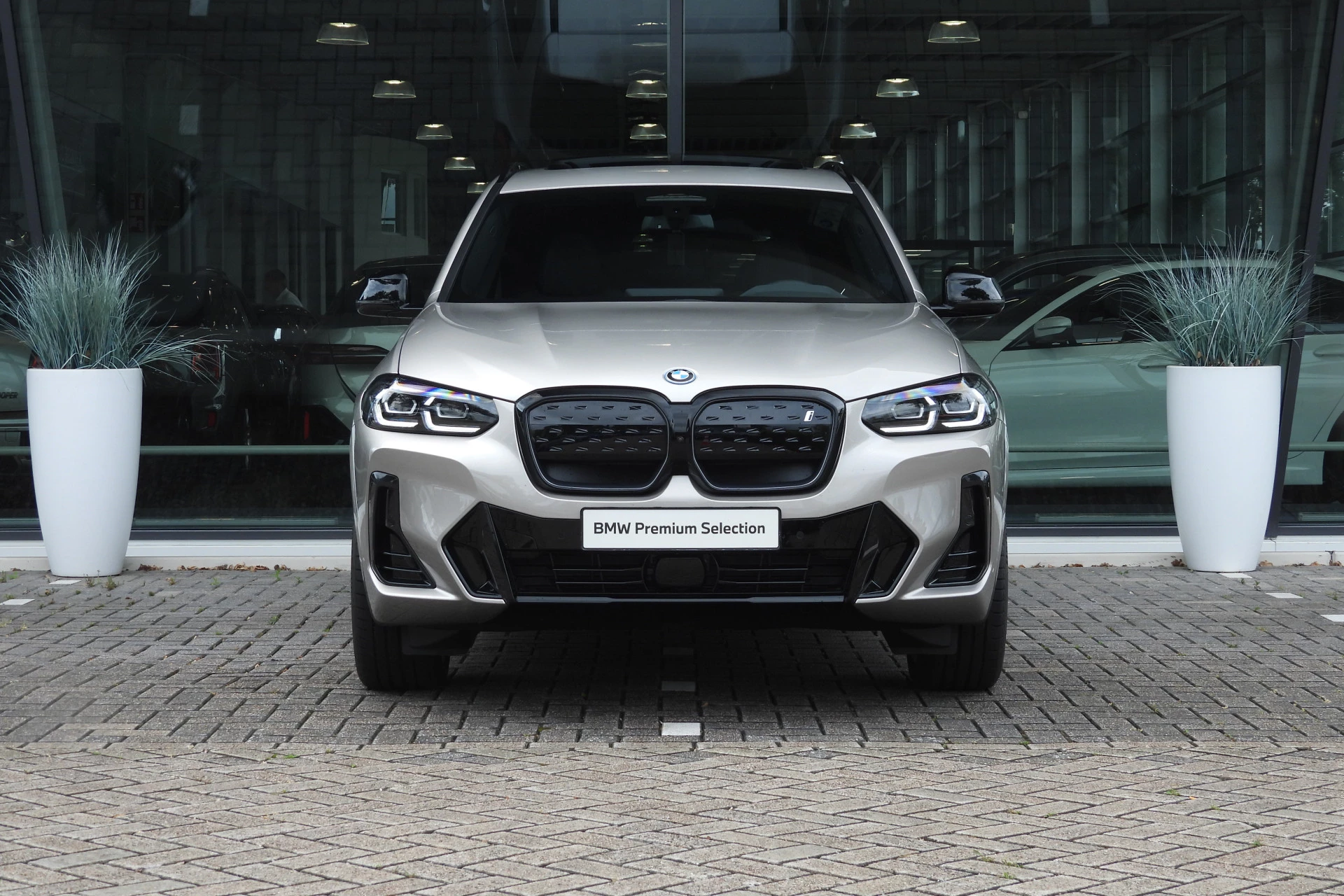 Hoofdafbeelding BMW iX3