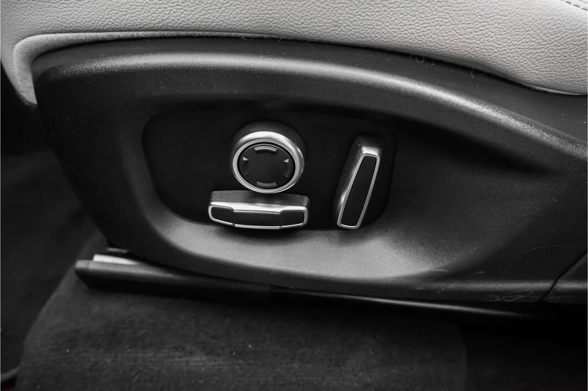 Hoofdafbeelding Jaguar F-PACE