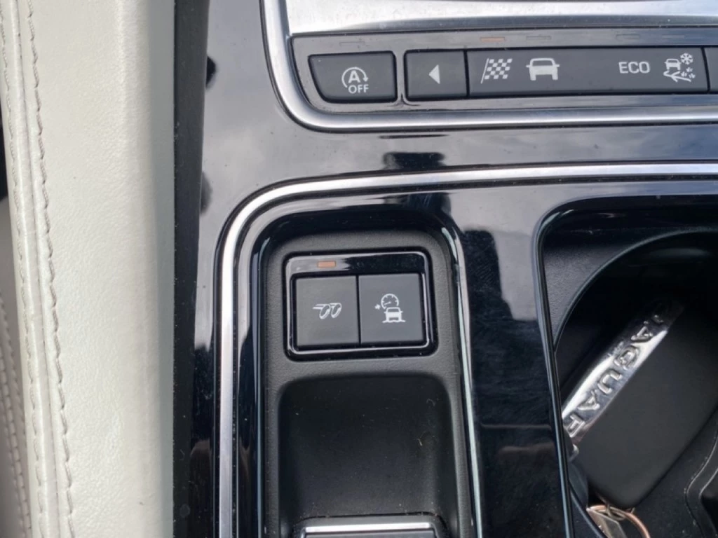 Hoofdafbeelding Jaguar F-PACE