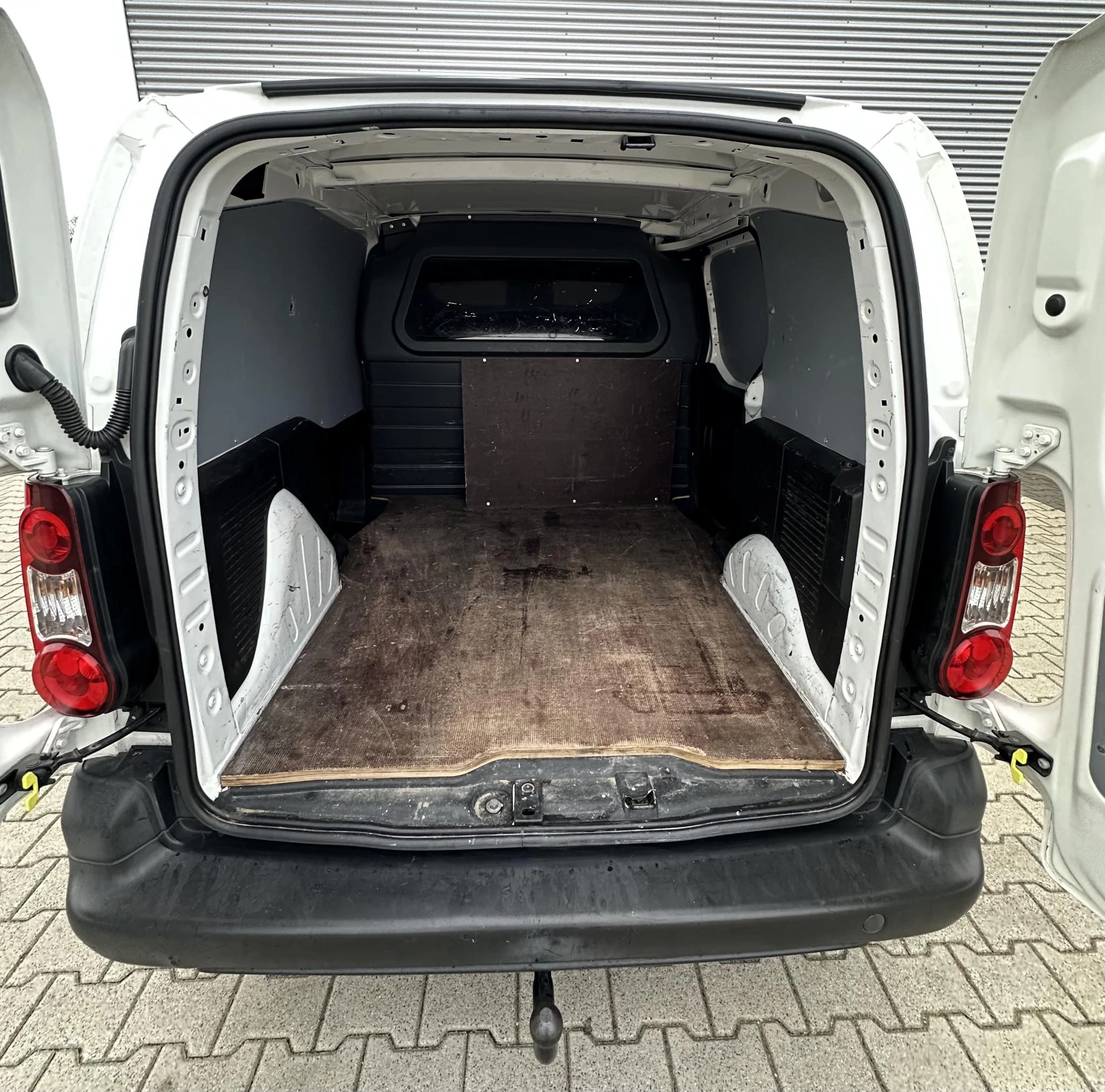 Hoofdafbeelding Peugeot Partner