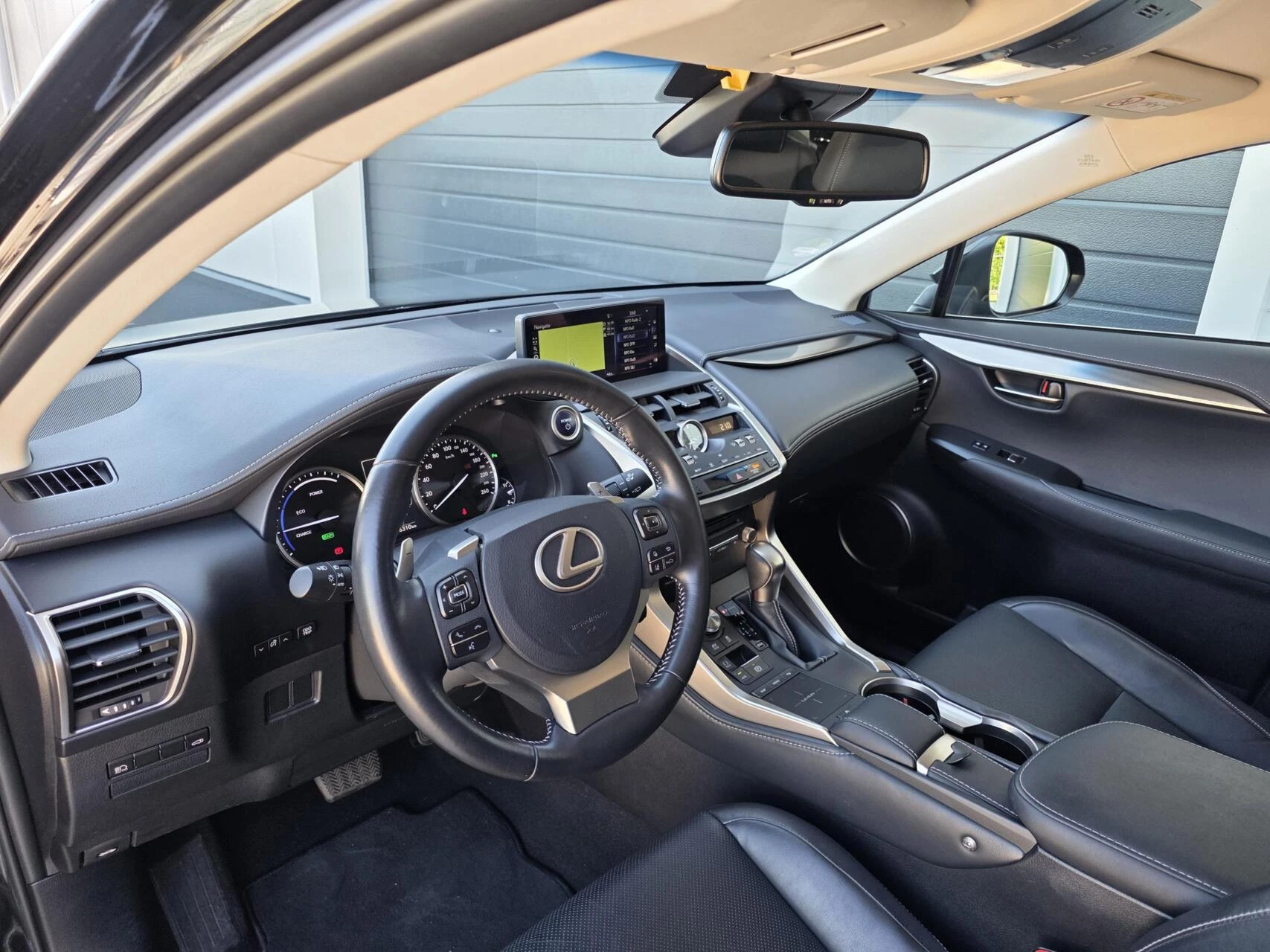 Hoofdafbeelding Lexus NX