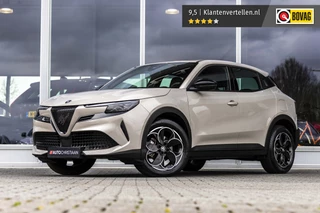 Hoofdafbeelding Alfa Romeo Junior Alfa Romeo Junior Elettrica 54 kWh | ACC | SOH 97%