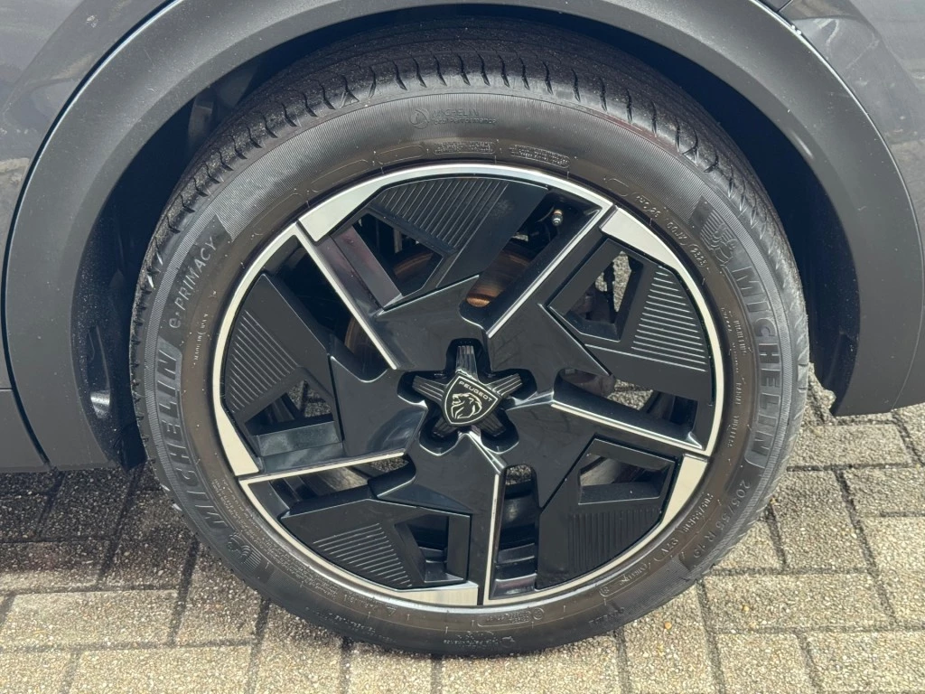 Hoofdafbeelding Peugeot 408