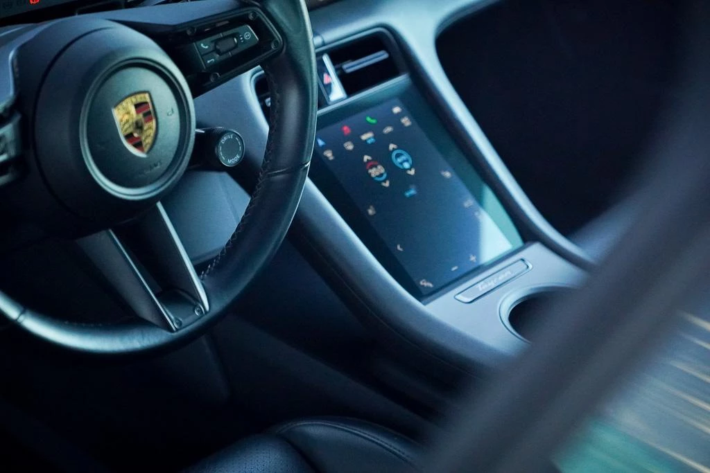 Hoofdafbeelding Porsche Taycan