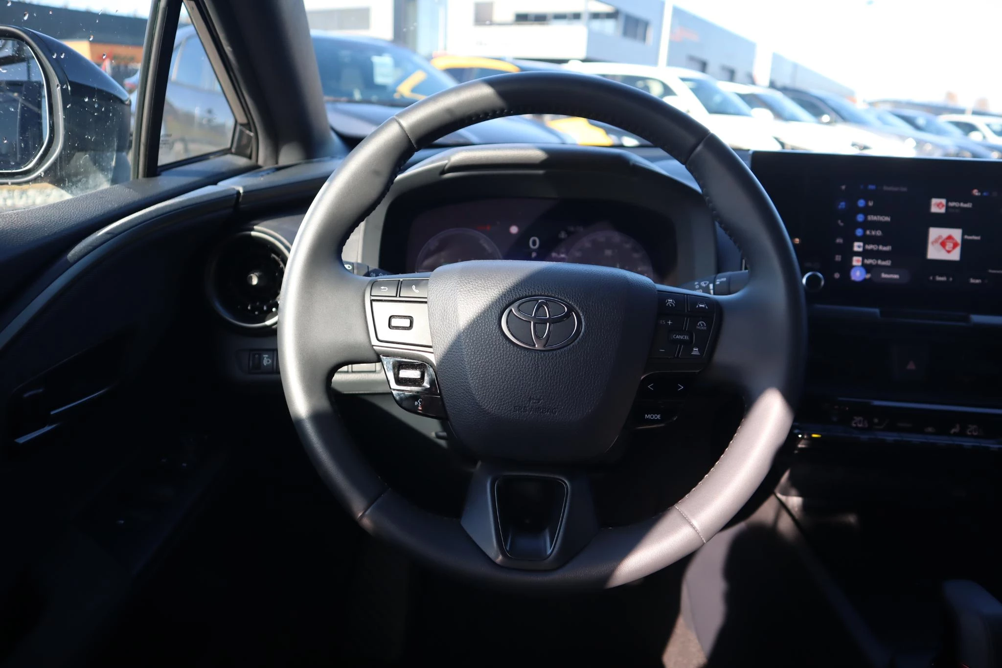 Hoofdafbeelding Toyota C-HR