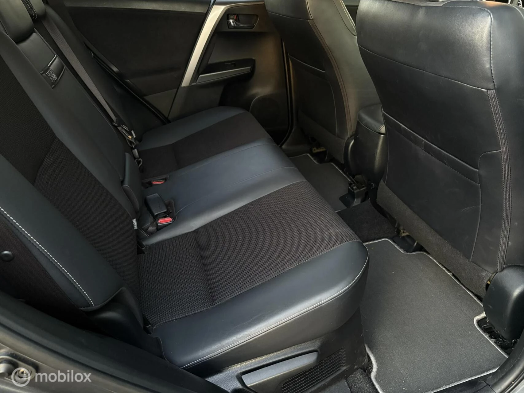 Hoofdafbeelding Toyota RAV4