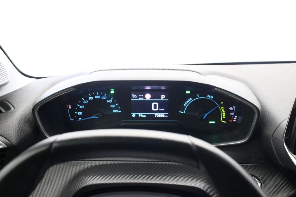 Hoofdafbeelding Peugeot e-208