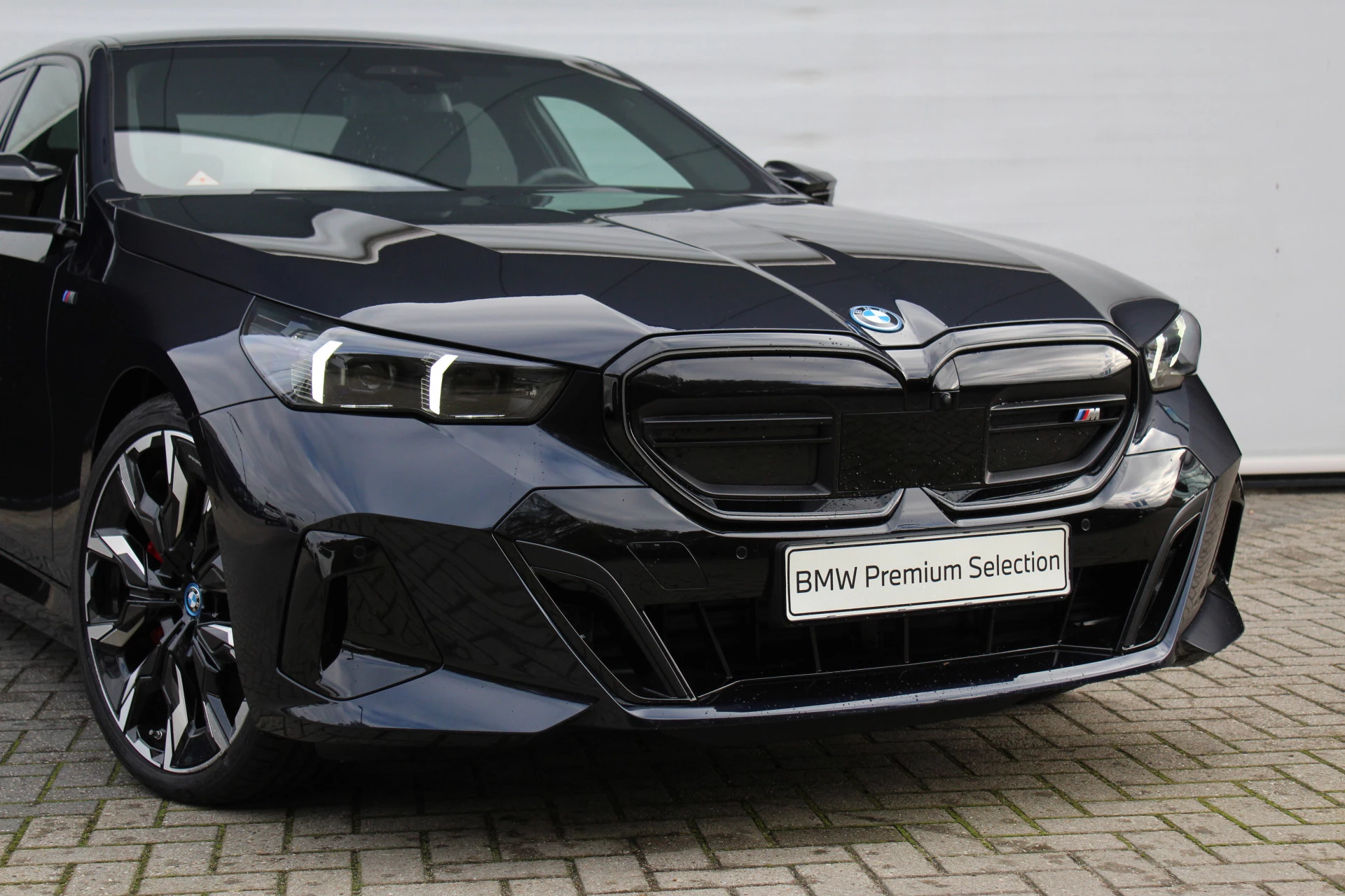 Hoofdafbeelding BMW i5