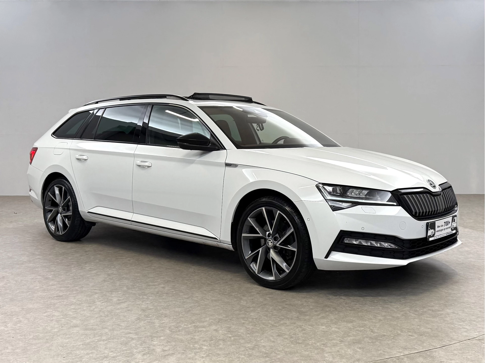 Hoofdafbeelding Škoda Superb