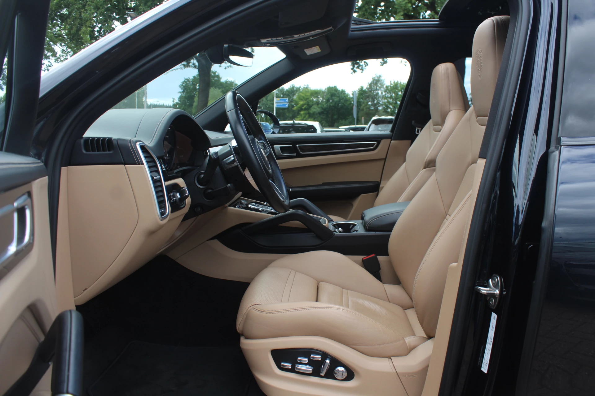 Hoofdafbeelding Porsche Cayenne