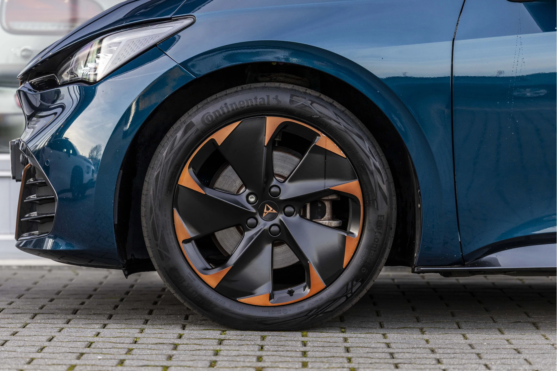 Hoofdafbeelding CUPRA Born