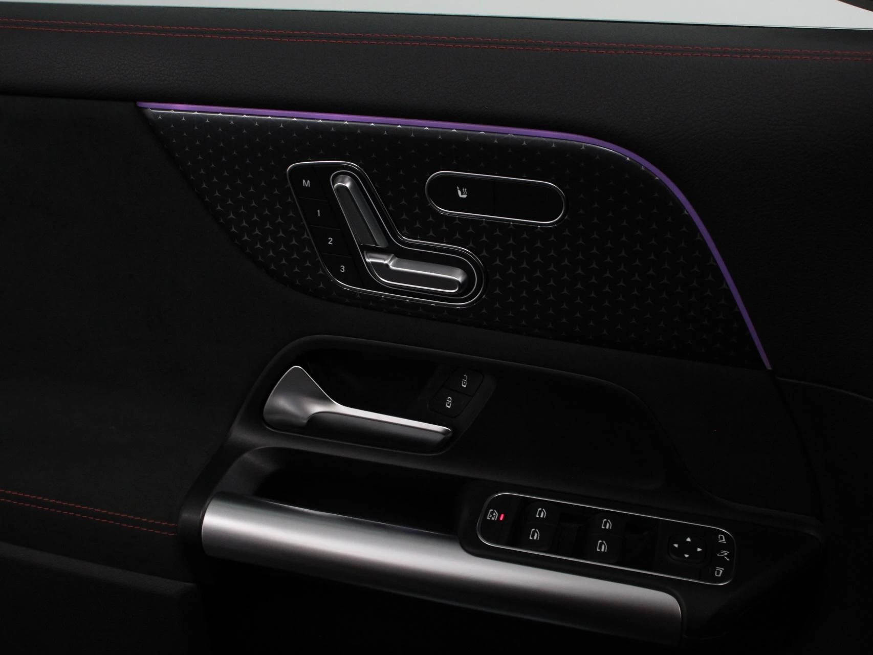 Hoofdafbeelding Mercedes-Benz EQA